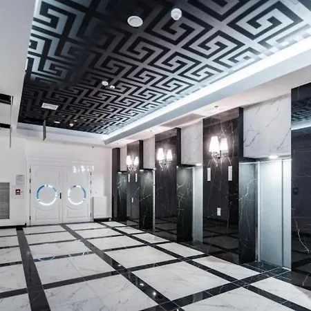 Hanza Tower White 24 Pool & Jacuzzi Szczecin